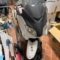 Yamaha x-max 125 2011
