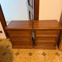 2 comodini in Legno