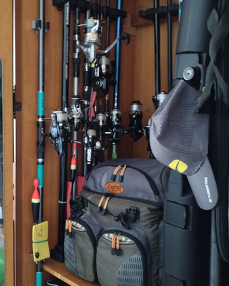 Attrezzi da pesca e tiro a segno