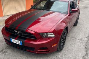 FORD Mustang 3.700cc - V6 - 306cv anno 2014