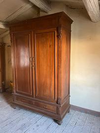Armadio in legno