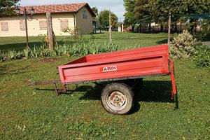 piccolo rimorchio agricolo x moto coltivatore