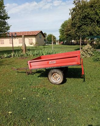 piccolo rimorchio agricolo x moto coltivatore