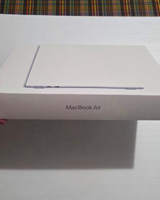 MacBook Air 13" M5 16GB  512GB SkyBlu NUOVO tratt