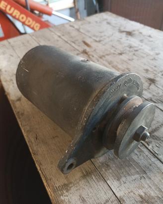 dinamo 12 v