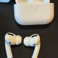 Apple AirPods Pro (Gen 1)