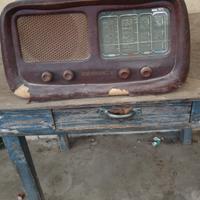 antica radio  anni 40  circa