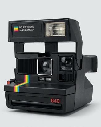 Polaroid 600 land camera 640 con custodia original