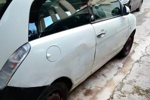 Lancia Y – Ricambi 