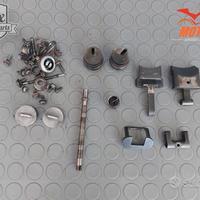 Valvole suzuki rm 250 1996/2000 testa testata