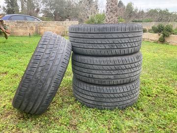 Pneumatici usati Tyfoon 225/45 R18 Y