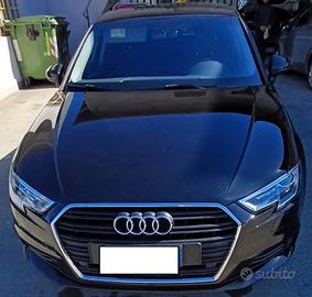 AUDI A3 SPB 30 TDI Business