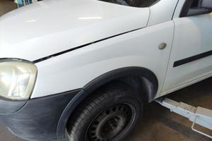 Parafango sinistro OPEL COMBO del 2007