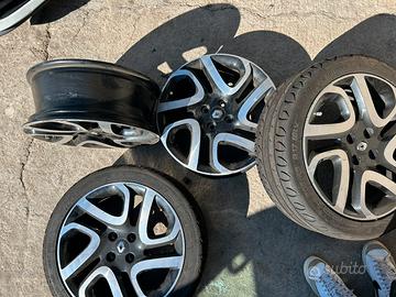 Cerchi in lega 17” - 205/45/R17