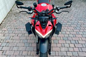 Ducati Streetfighter V2