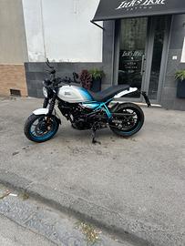 Royal Enfield Guerrilla 450 Blu/Bianca 2024
