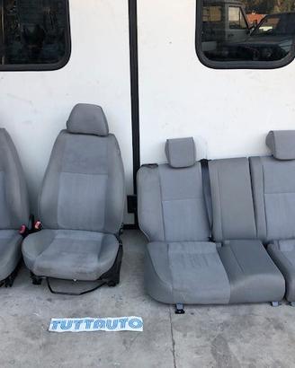 Sedili Alfa Romeo 147 2006 stoffa grigio chiaro