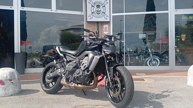 Yamaha MT-09 Y-AMT del 2026