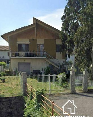 Villa di 170 m² con 5 locali e box auto a Zeme
