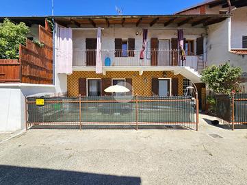 CASA SEMINDIPENDENTE A MAZZÈ