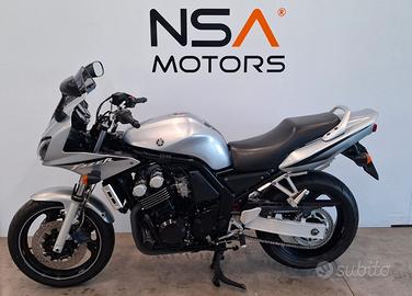 YAMAHA FZS 600 my 2003