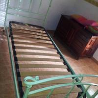 Lettino in ferro battuto