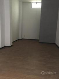 Locale centro Massafra (ufficio/deposito/studio)