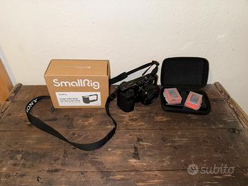 Sony ZV-E10 + Cage di Smal Rig + 2 batterie