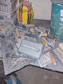 attrezzi per muratore 