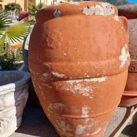 Anfora in cemento 