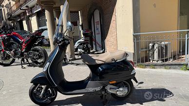 Piaggio Vespa 50 LX
