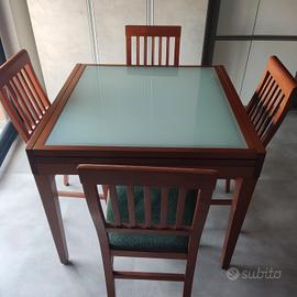 tavolo e sedie
