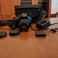 fotocamera reflex Canon EOS 2000D