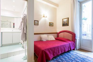 Stanza con bagno privato interno