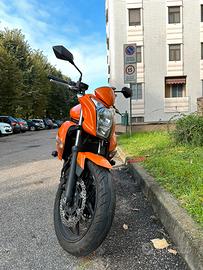 Kawasaki ER6N arancione 50kW