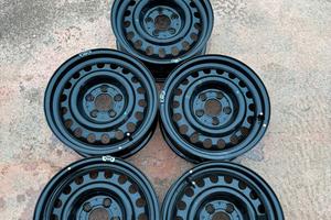 Set 5 cerchi ferro originali Mercedes 15" W124