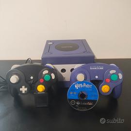 Nintendo GameCube 2 controller e gioco 