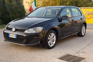 Volkswagen Golf 1.6 TDI DPF Highline