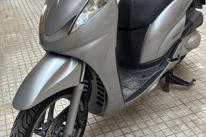 Honda SH 300