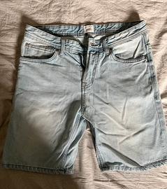 Bermuda in jeans Pull&Bear lavaggio chiaro
