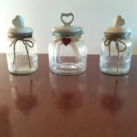 Set di 3 contenitori per biscotti.