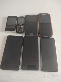 lotto di 7 telefoni 