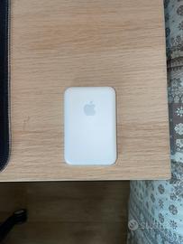 MagSafe Apple