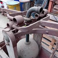 Antica pompa manuale antincendio a doppio pistone