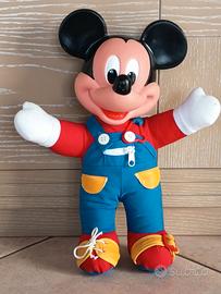 Topolino vintage Mattel "Learn to Dress". 1980