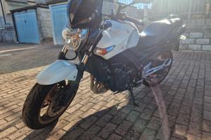 Suzuki GSR 600 - 2010