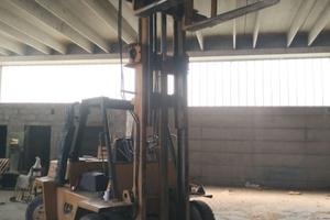 Carrello Caterpillar v100