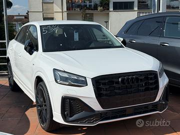 Q2 35 1.5 tfsi Identity Black s-tronic