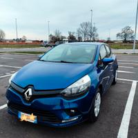 Renault Clio 1.2 bz 75cv