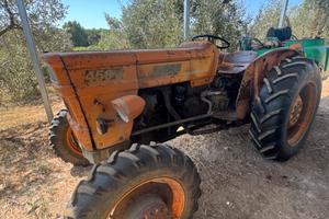 Trattore fiat 450 dt